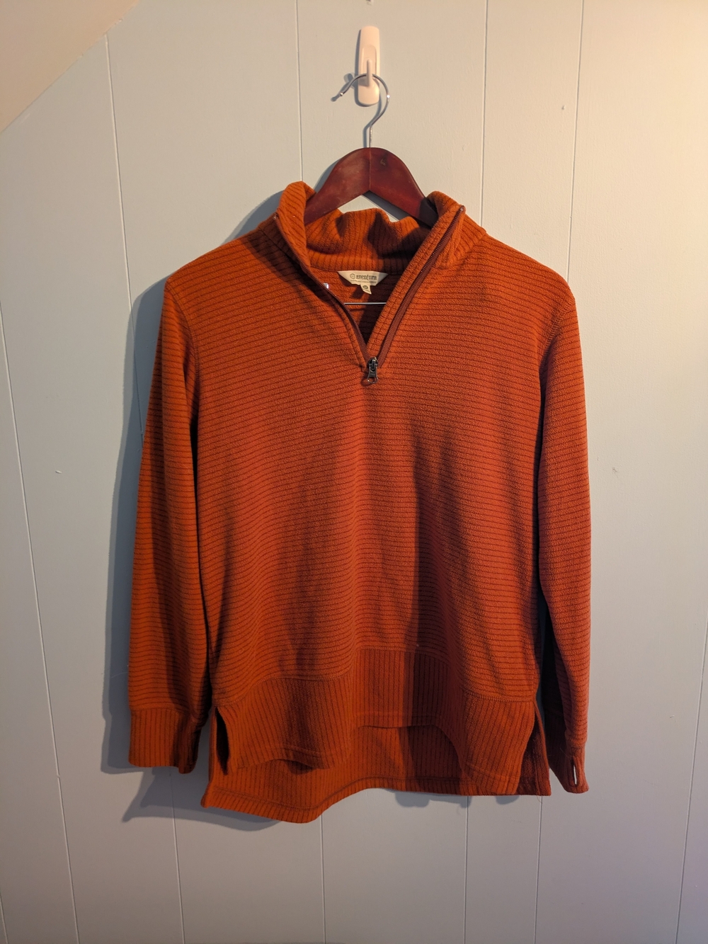 Aventura Women’s Zip-Neck Sweater in Rust